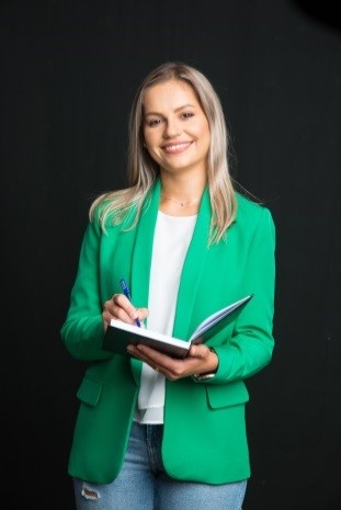 ADRIANA ELENA VLadut